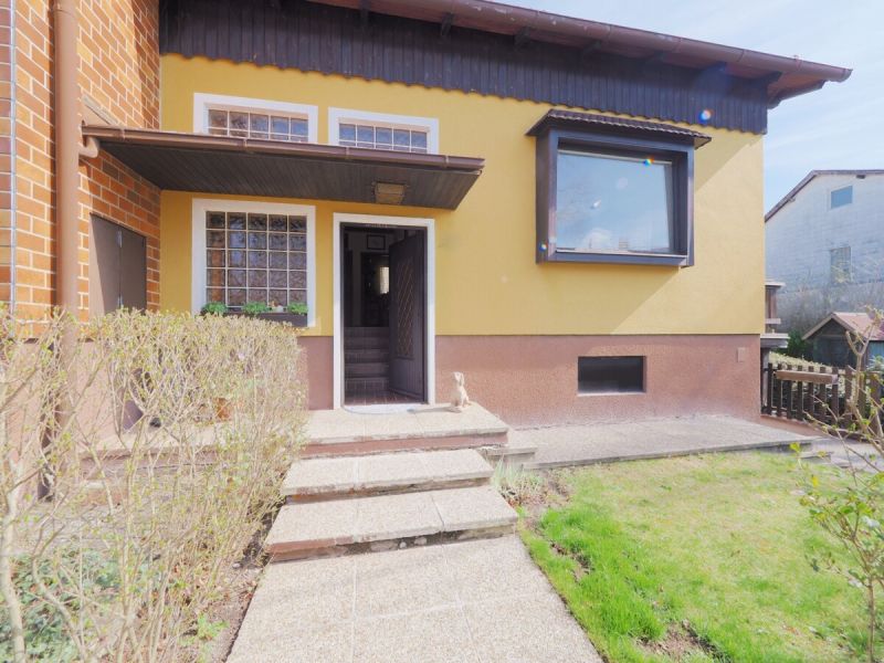 Entzückender Bungalow in ruhiger Wohnlage mit großem Garten & viel Potenzial in Brunn am Gebirge! / / 2345 Brunn am Gebirge / Bild 1