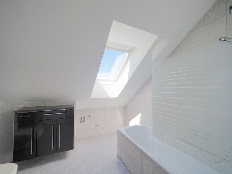 Zentrumsnah - Helle 3-Zimmer-Wohnung mit gro�z�giger Dachterrasse in ruhiger Innenhoflage /  / 2380&nbsp;Perchtoldsdorf / Bild 9