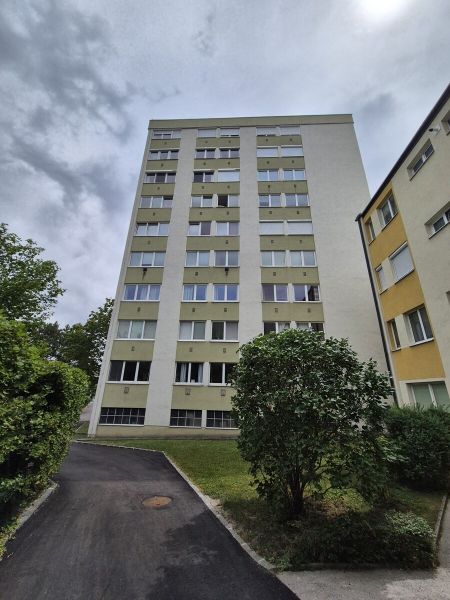 Jetzt entdecken: Gepflegte 3-Zimmer-Wohnung mit Lift und gro�em Potenzial! /  / 2344&nbsp;Maria Enzersdorf / Bild 7