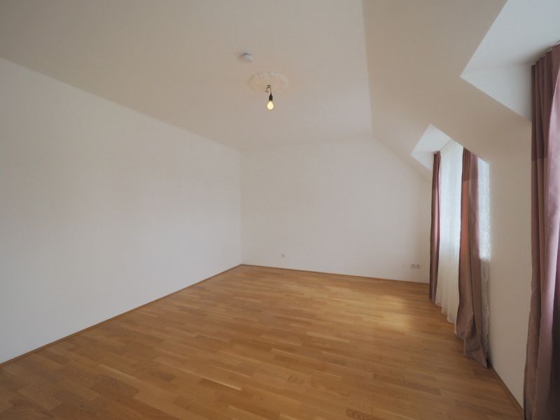 3 Zimmerwohnung mit groer Terrasse und zwei Garagenpltzen inklusive in Brunn am Gebirge! /  / 2345 Brunn am Gebirge / Bild 8