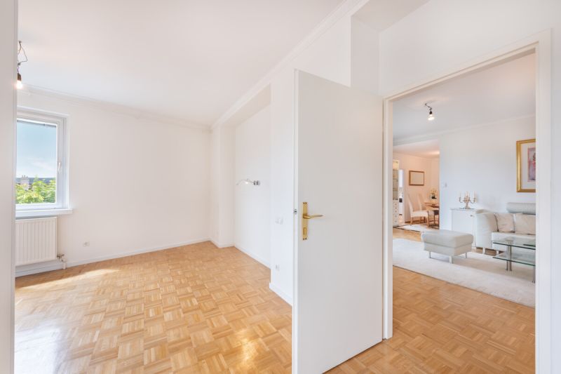 Sonnig wohnen mit Grnblick ? 4-Zimmer-Wohnung, ca. 104 m NF & Garagenbox in Brunn/Geb.! /  / 2345 Brunn am Gebirge / Bild 0