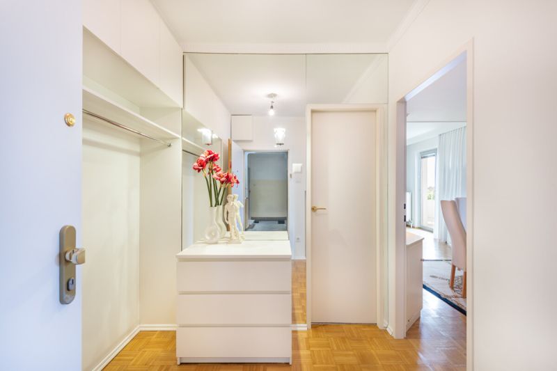 Lichtdurchflutet & unverbauter Grnblick! Groe Wohnung mit ca. 104 m NF & Garagenbox in Brunn/Geb.! /  / 2345 Brunn am Gebirge / Bild 1