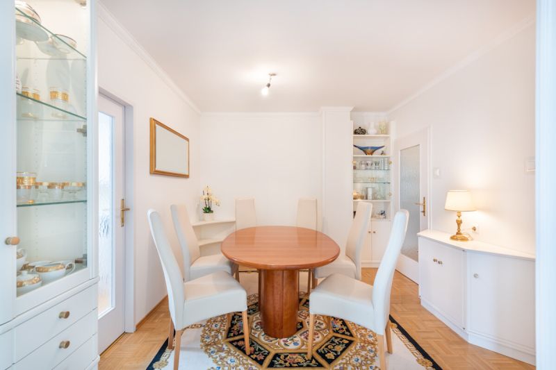 Lichtdurchflutet & unverbauter Grnblick! Groe Wohnung mit ca. 104 m NF & Garagenbox in Brunn/Geb.! /  / 2345 Brunn am Gebirge / Bild 3