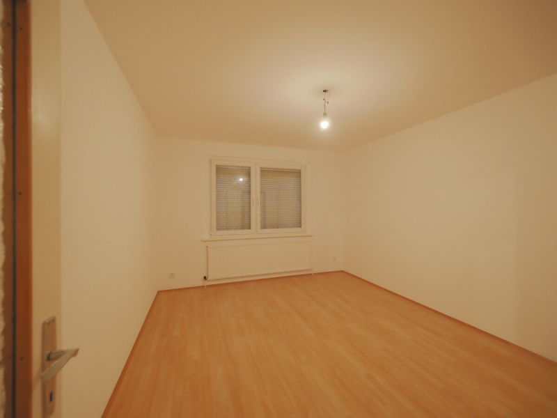 perfekt aufgeteilte 3 Zimmerwohnung nähe Naschmarkt in Hofruhelage! (WG-geeignet) / / 1060 Wien / Bild 0