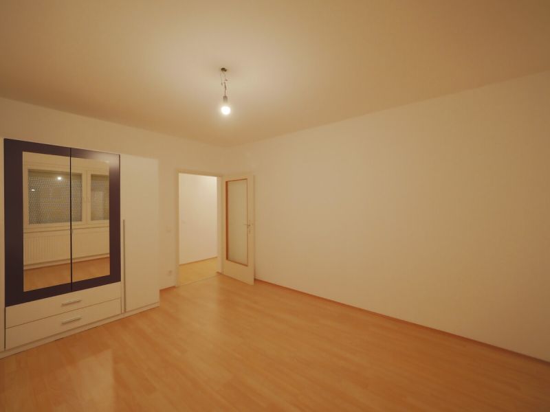 perfekt aufgeteilte 3 Zimmerwohnung nähe Naschmarkt in Hofruhelage! (WG-geeignet) / / 1060 Wien / Bild 1