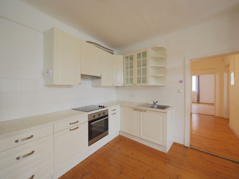 Gro�z�gige 3-Zimmer-Wohnung mit Wohnk�che in zentraler Lage von Brunn am Gebirge! /  / 2345&nbsp;Brunn am Gebirge / Bild 1