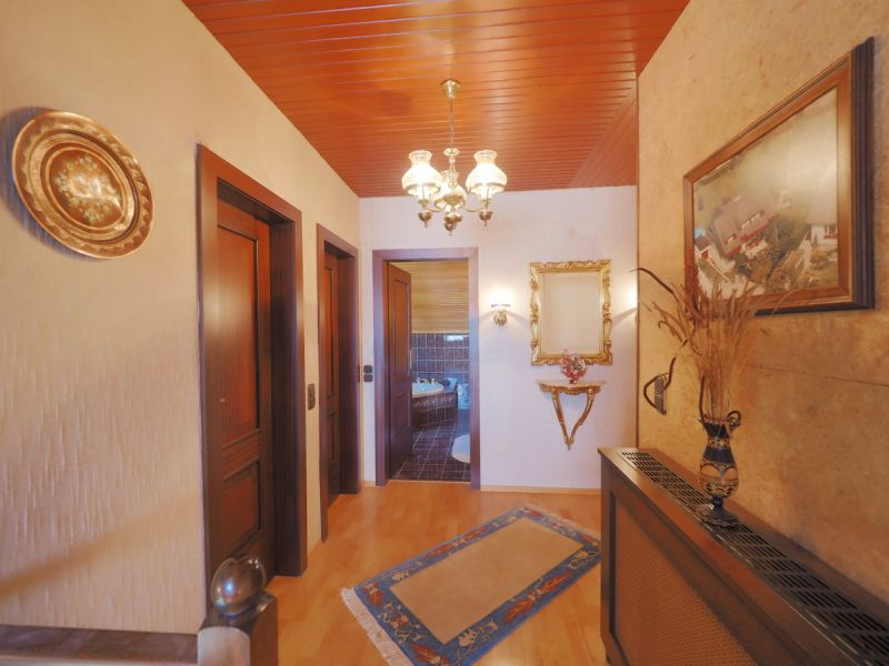 150 m� Einfamilienhaus mit Pool, gro�em Grundst�ck & Ruhelage ? Berndorf bei Baden /  / 2560&nbsp;Berndorf / Bild 9