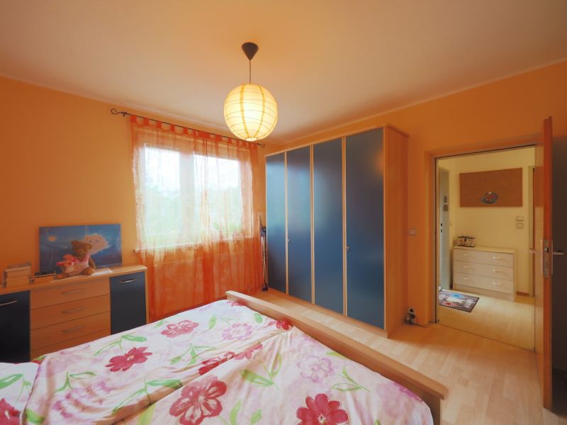 Preisreduziert! 3-Zimmer Wohnung ca. 95 m² mit Loggia in Brunn am Gebirge ? Fernwärme kommt! / / 2345 Brunn am Gebirge / Bild 2