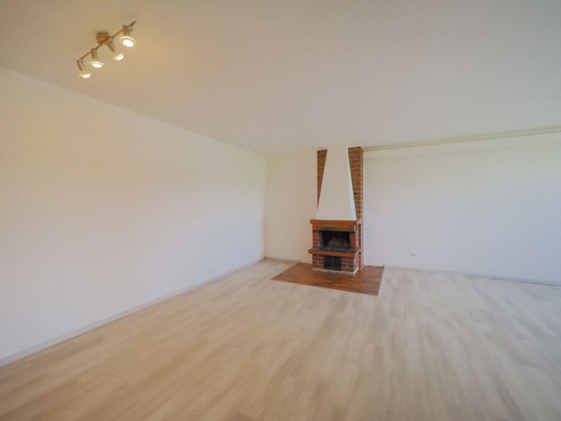 Traumfernblick: 4-Zimmer-Wohnung mit Panoramaloggia, Klima & 2 Stellplätzen in Wiener Neudorf! / / 2351 Wiener Neudorf / Bild 0