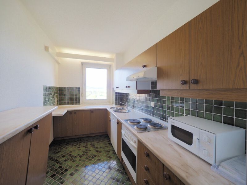 Traumfernblick: 4-Zimmer-Wohnung mit Panoramaloggia, Klima & 2 Stellplätzen in Wiener Neudorf! / / 2351 Wiener Neudorf / Bild 2