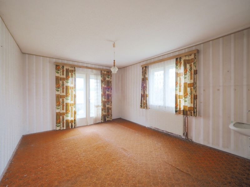 Zeitloses Einfamilienhaus (general-sanierungsbedürftig) auf großem Grundstück in schönem Wohngebiet / / 2500 Baden / Bild 9