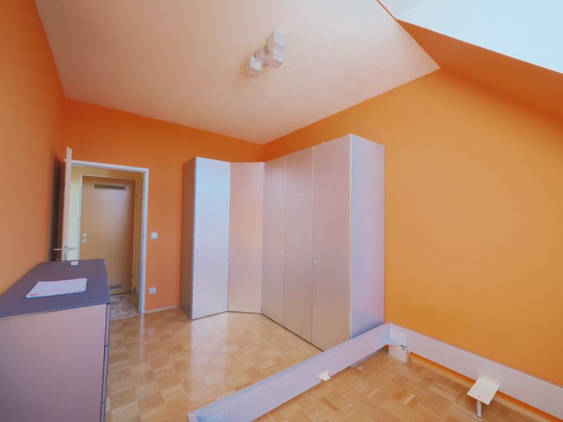 Brunn am Gebirge: klimatisierte 3-Zi. Wohnung mit Balkon u. Dachterrasse, Parkplatz inklusive! / / 2345 Brunn am Gebirge / Bild 1