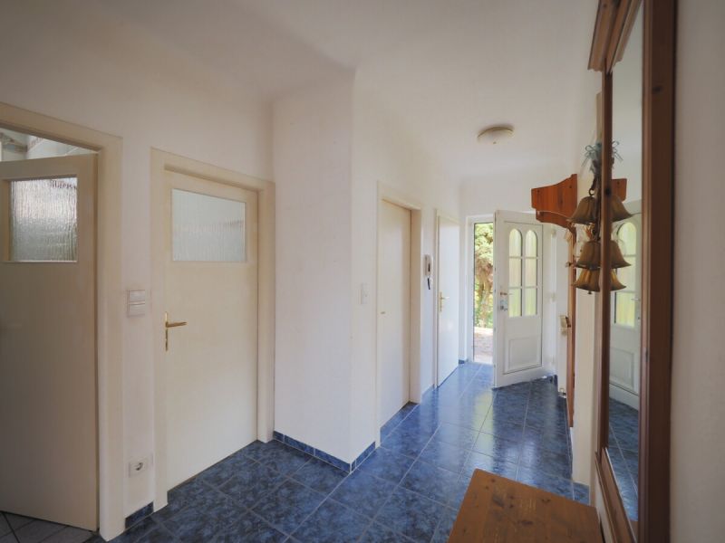 Preis gesenkt! Wohnen im Grünen mit Pool, Bach, Terrasse & traumhaften Sonnenuntergängen / / 2384 Breitenfurt bei Wien / Bild 1