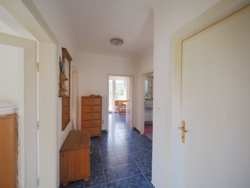 Preis gesenkt! Wohnen im Grünen mit Pool, Bach, Terrasse & traumhaften Sonnenuntergängen / / 2384 Breitenfurt bei Wien / Bild 2