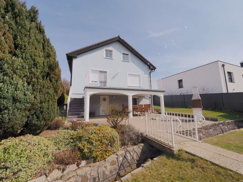 Preis gesenkt! Wohnen im Gr�nen mit Pool, Bach, Terrasse & traumhaften Sonnenunterg�ngen