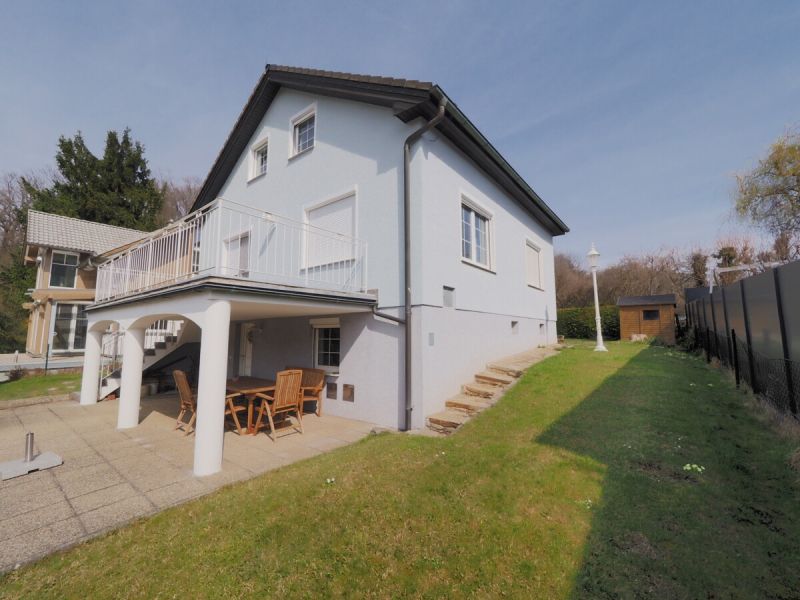 Preis gesenkt! Wohnen im Grünen mit Pool, Bach, Terrasse & traumhaften Sonnenuntergängen / / 2384 Breitenfurt bei Wien / Bild 4