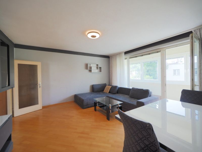 Gut angebunden & gemütlich: 3-Zimmer-Wohnung in Brunn am Gebirge! / / 2345 Brunn am Gebirge / Bild 2