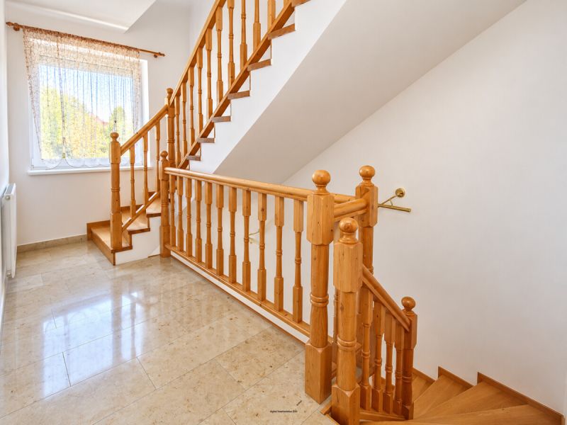Viel Platz für die ganze Familie! Renovierte 7 Zimmer in Maria Enzersdorf. / / 2344 Maria Enzersdorf / Bild 3