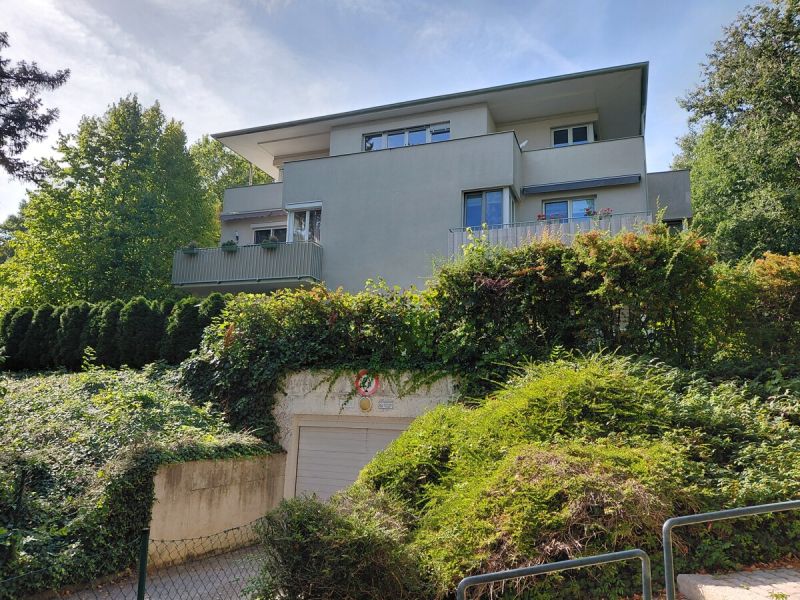 Penthouse-Wohnung im gesamten obersten Stockwerk mit einer rundumlaufenden Dachterrasse in Baden /  / 2500 Baden / Bild 9