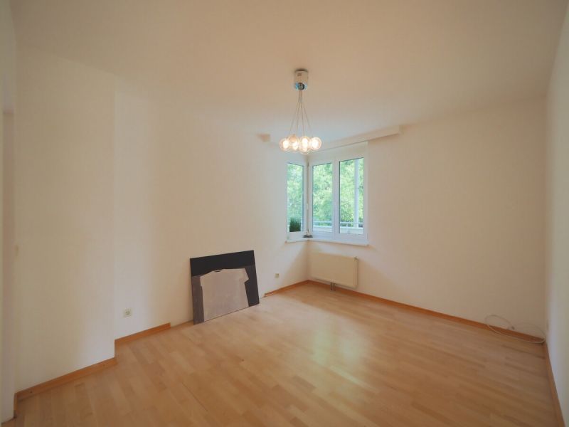 Penthouse-Wohnung im gesamten obersten Stockwerk mit einer rundumlaufenden Dachterrasse in Baden /  / 2500 Baden / Bild 8
