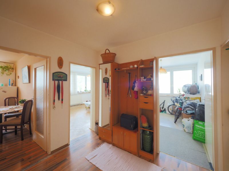 Jetzt entdecken: Gepflegte 3-Zimmer-Wohnung mit Lift und gro�em Potenzial! /  / 2344&nbsp;Maria Enzersdorf / Bild 1