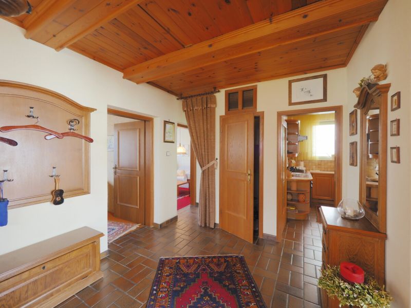 Entzückender Bungalow in ruhiger Wohnlage mit großem Garten & viel Potenzial in Brunn am Gebirge! / / 2345 Brunn am Gebirge / Bild 2