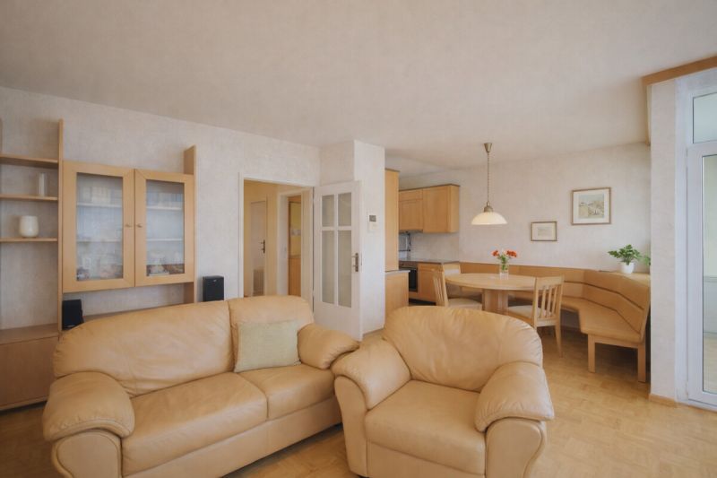 Helle 3-Zimmer-Wohnung mit Loggia ? gut geschnitten & angenehm gelegen in Brunn am Gebirge! /  / 2345&nbsp;Brunn am Gebirge / Bild 3