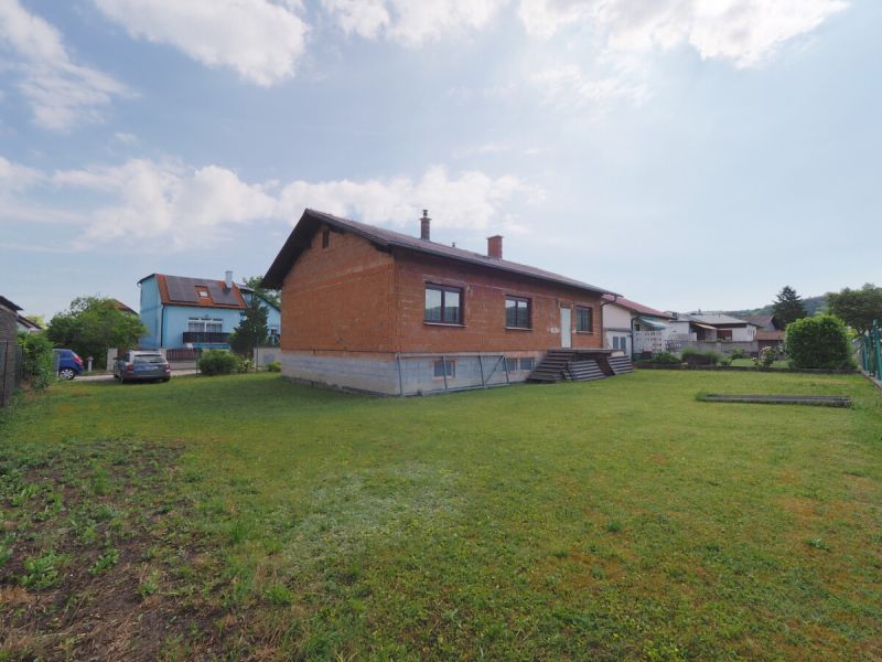 Gestalten statt sanieren ? Rohbau auf sonnigem Grundst�ck in Mannersdorf! /  / 2452&nbsp;Mannersdorf am Leithagebirge / Bild 2