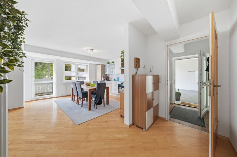 Gro�z�gige 3-Zimmer-Wohnung mit Balkon und �berdachtem Autoabstellplatz in Imst /  / 6460&nbsp;Imst / Bild 8