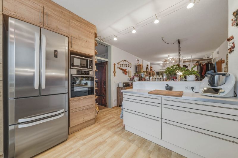 Wohnung mit Weitblick! Gro�z�gige Wohnung mit Blick �ber Innsbruck am Innrain zu kaufen! /  / 6020&nbsp;Innsbruck / Bild 5