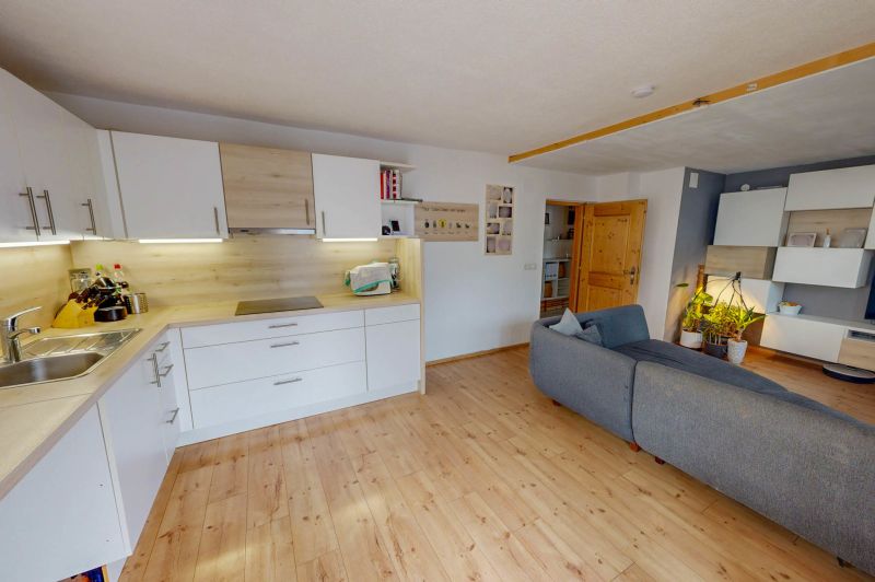 Grozgige Maisonette mit Innzugang, Terrasse & Freizeitwohnsitzwidmung ? Natur pur genieen! /  / 6423 Mtz / Bild 8