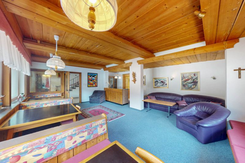 Traditionelles Haus mit mehreren Einheiten in Pfunds zu verkaufen! /  / 6542&nbsp;Pfunds / Bild 2