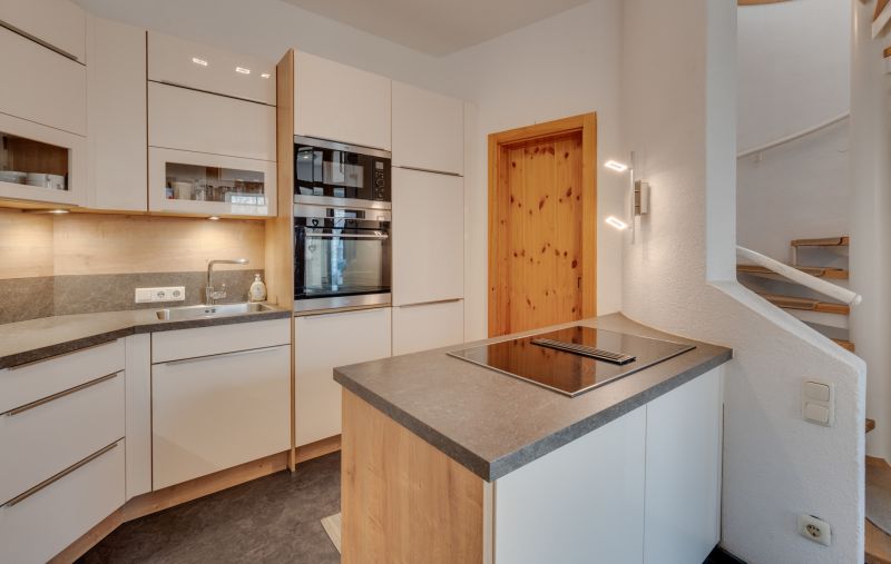 Grozgiges Einfamilienhaus in bester Lage in Landeck zu verkaufen! /  / 6500 Landeck / Bild 4