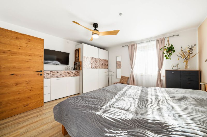 Attraktive 3,5 -Zimmer-Wohnung in ruhiger Lage von Zirl mit Balkon in s�dwestlicher Ausrichtung /  / 6170&nbsp;Zirl / Bild 8