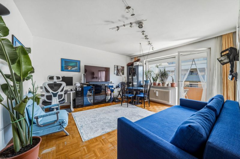 Vermietete Garconniere mit Balkon und Bergblick in Innsbruck / / 6020 Innsbruck / Bild 0