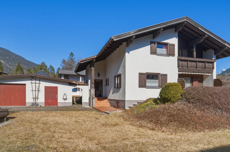 Rarit�t! Tiroler Einfamilienhaus mit gro�em Garten und Freizeitwohnsitzwidmung im Lechtal zu kaufen. /  / 6670&nbsp;Forchach / Bild 0