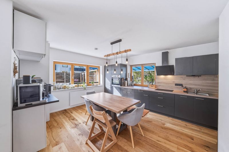 Modernisierte 2-Zimmer Gartenwohnung mit zwei Stellplätzen in ruhiger Wohnlage in Radfeld zu kaufen! / / 6241 Radfeld / Bild 6