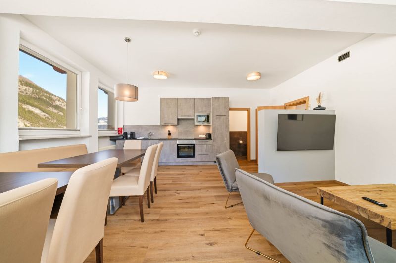 Gro�z�gige 5 Zimmer Wohnung in der N�he von Fiss-Serfaus-Ladis zu kaufen