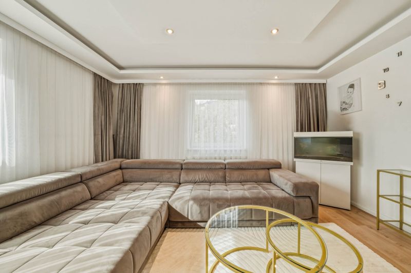 Familienfreundliche 4,5-Zimmer-Wohnung mit Ostbalkon & sch�nem Ausblick /  / 6464&nbsp;Tarrenz / Bild 1