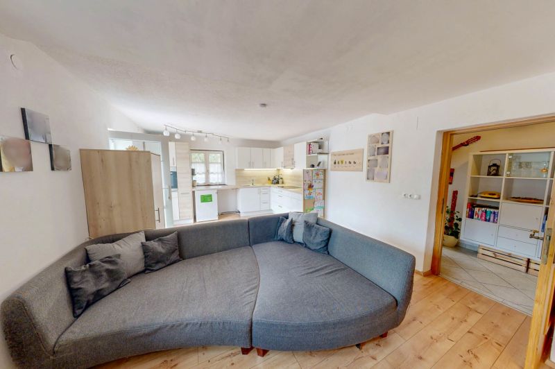 Grozgige Maisonette mit Innzugang, Terrasse & Freizeitwohnsitzwidmung ? Natur pur genieen! /  / 6423 Mtz / Bild 5