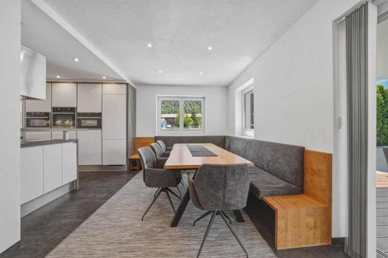 Wohnrarit�t in Mieming! Modernes Zweifamilienhaus mit Pool, Garten & Panoramablick in Bestlage /  / 6414&nbsp;Obermieming / Fiecht / Bild 9
