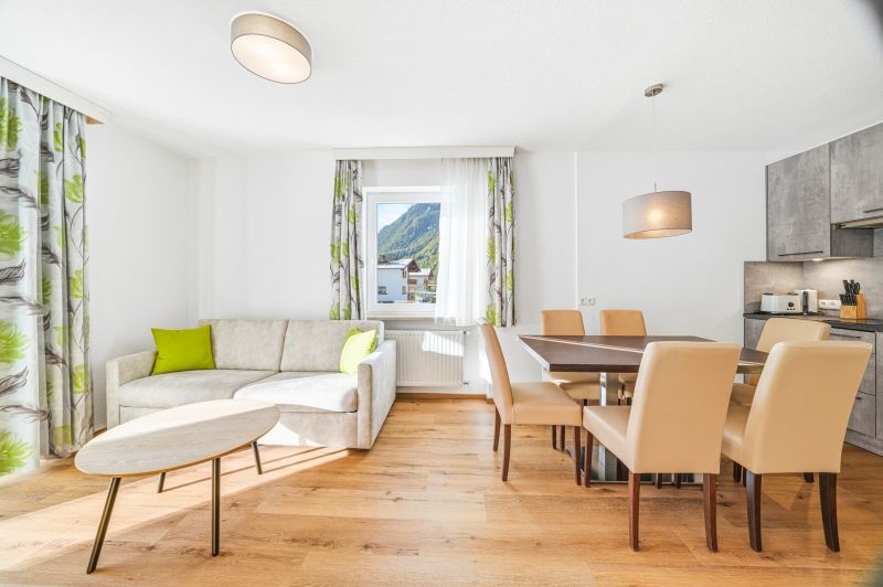 Gro�z�gige 3,5 Zimmer Wohnung in der N�he von Fiss-Serfaus-Ladis zu kaufen