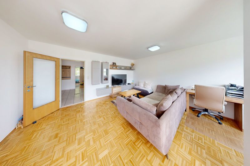 Gemtliche 3-Zimmer Wohnung in Telfs mit Tiefgaragenstellplatz zu verkaufen! /  / 6410 Telfs / Bild 1
