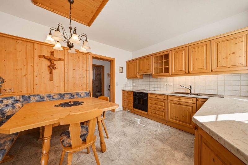 Familientraum! Einfamilienhaus mit gro�z�gigem Garten und Garage in Telfs zu verkaufen. /  / 6410&nbsp;Telfs / Sagl / Bild 8