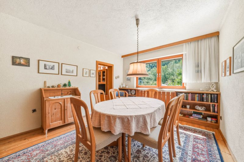 Idyllisches Einfamilienhaus mit weitläufigem Garten und sonniger Terrasse in Hall in Tirol zu kaufen / / 6060 Hall / Bild 9
