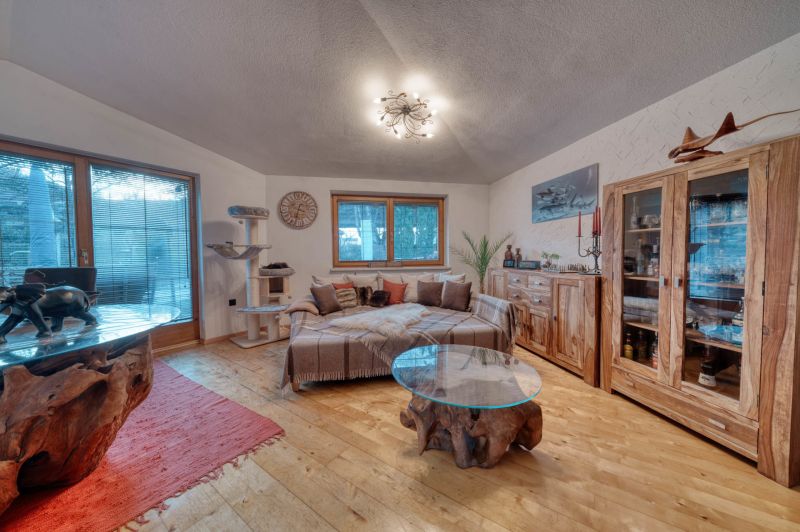 Einmalige Gelegenheit fr Grofamilien! 2 Huser, 3 Wohneinheiten u. ein Grundstck mit viel Garten! /  / 6060 Hall in Tirol / Bild 1