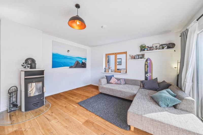 Modernisierte 2-Zimmer Gartenwohnung mit zwei Stellplätzen in ruhiger Wohnlage in Radfeld zu kaufen! / / 6241 Radfeld / Bild 3