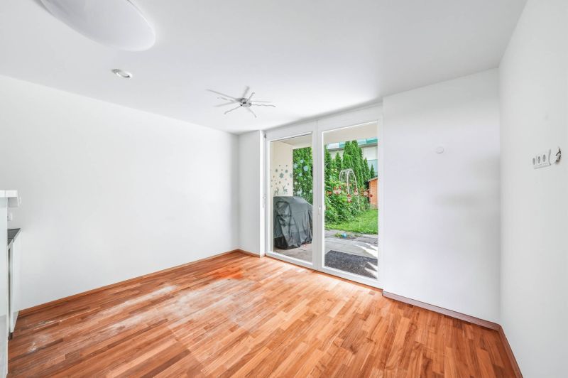 3-Zimmer-Gartenwohnung mit großer Terrasse & Tiefgaragenstellplatz in Innsbruck / / 6063 Innsbruck / Bild 2