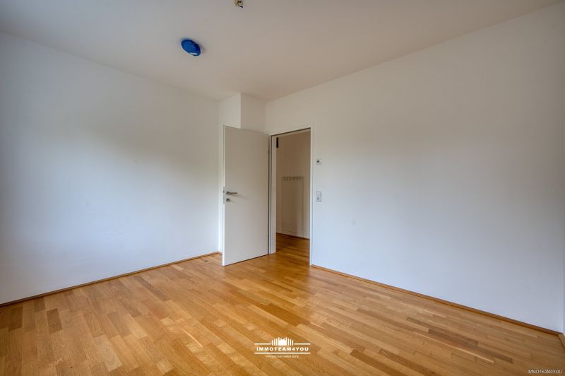 Ruhige und sonnige 3-Zimmer - Wohnung. Zentrumsnah. Niedrigstenergie-Komfort. /  / 4690 Schwanenstadt / Bild 1