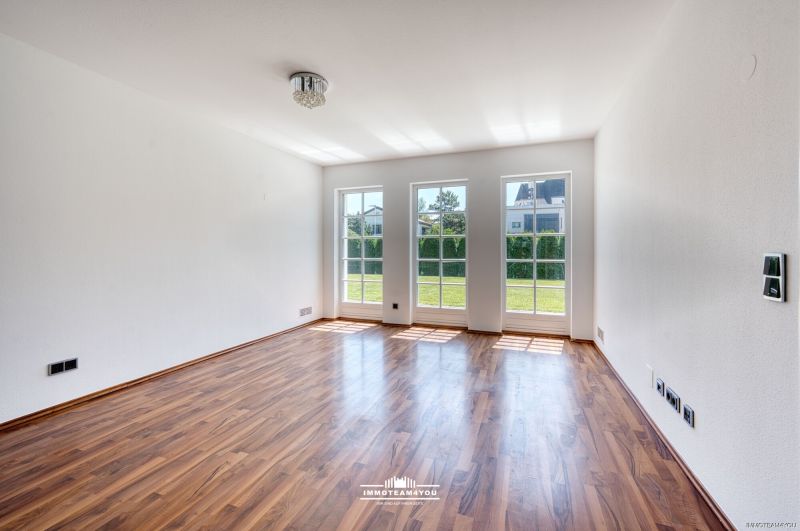 Seltene Chance: Einfamilienhaus. Doppelgarage. Zentrale Lage in V�cklabruck. /  / 4840&nbsp;V�cklabruck / Bild 4